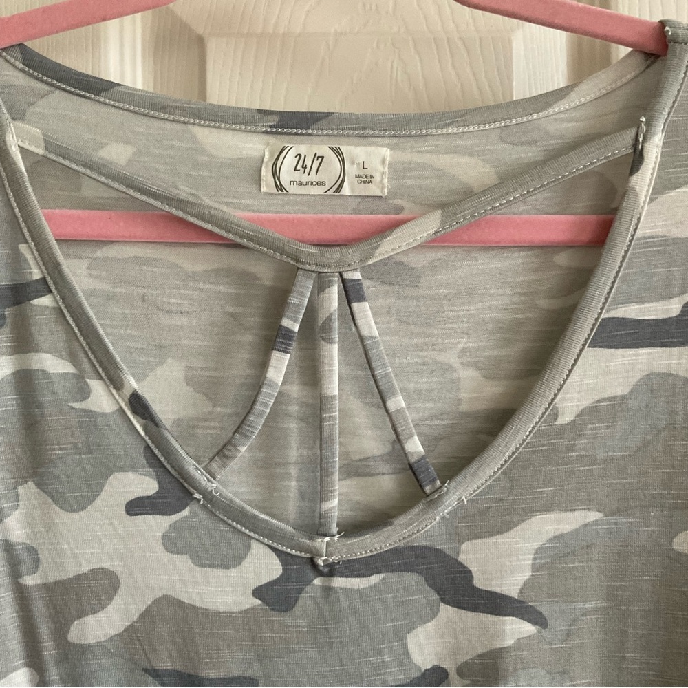 Maurices Top - Picture 2 of 5